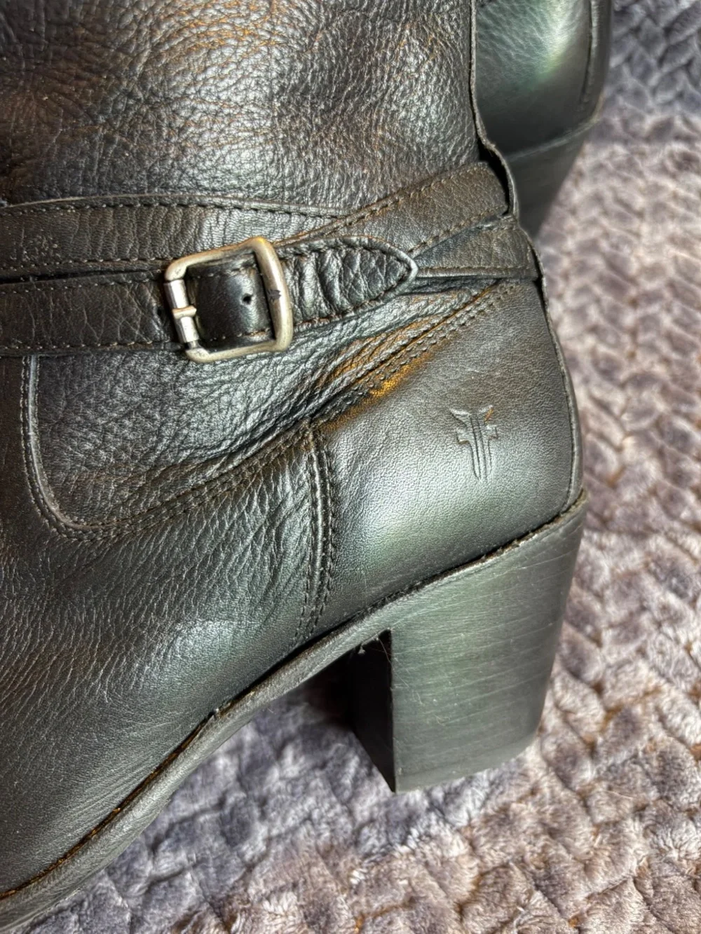 Frye Jackie Rivet Leather Ankle Boots 8.5M